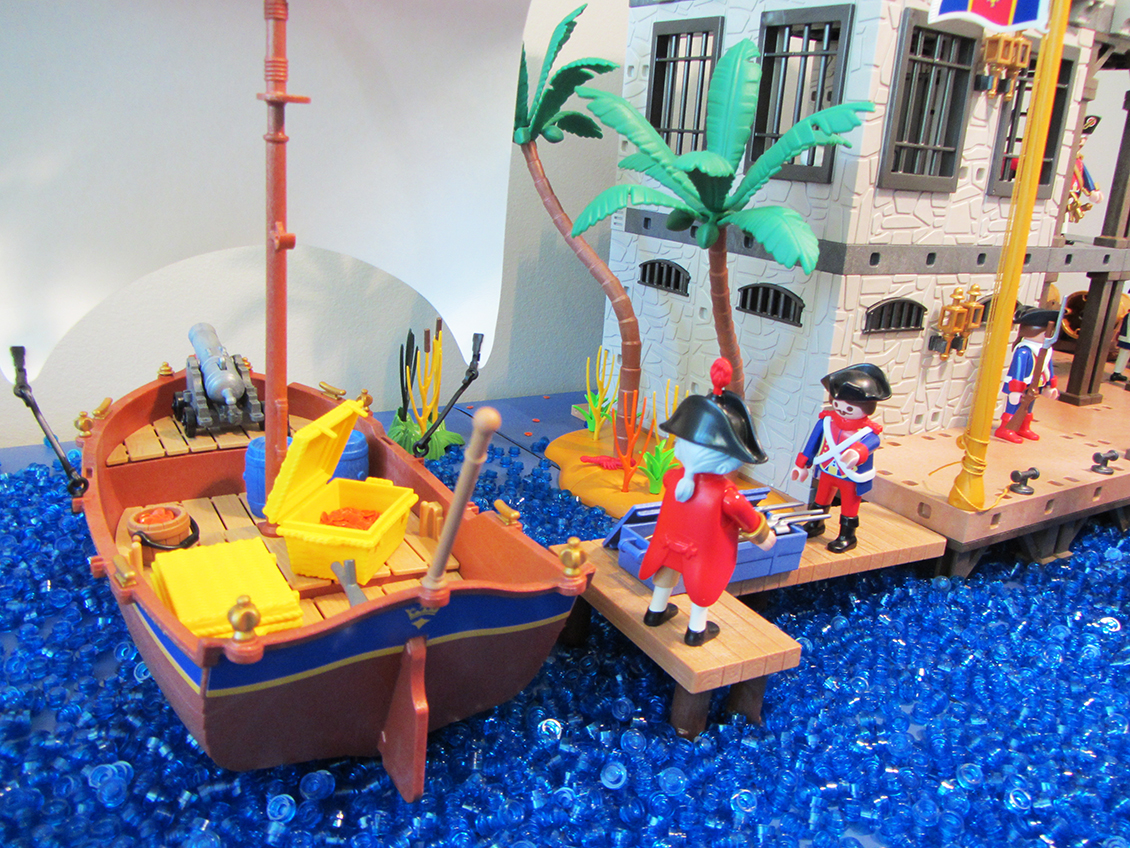 playmobil pirate prison